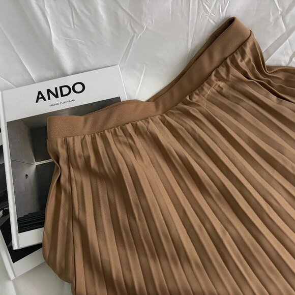 ONLY Pleated Tan Maxi Skirt - Picture 1 of 4